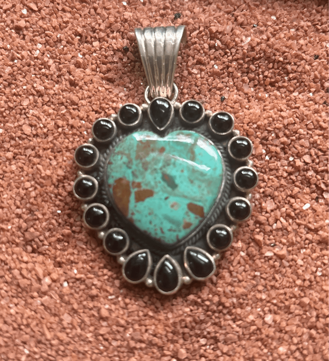 The Marguerite Daisy Heart Cluster Pendant - Turquoise Mustang