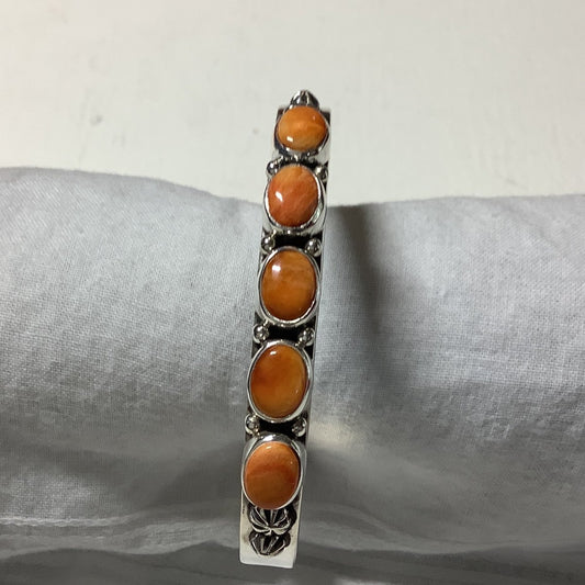Bracelet, 5 oval stone Orange Oyster, Leonard Maloney - Turquoise Mustang