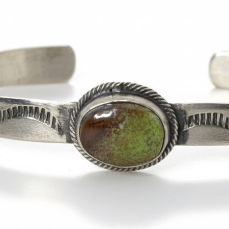 Pueblo Cuff, Natural Gaspeite, Danny Henio - Turquoise Mustang