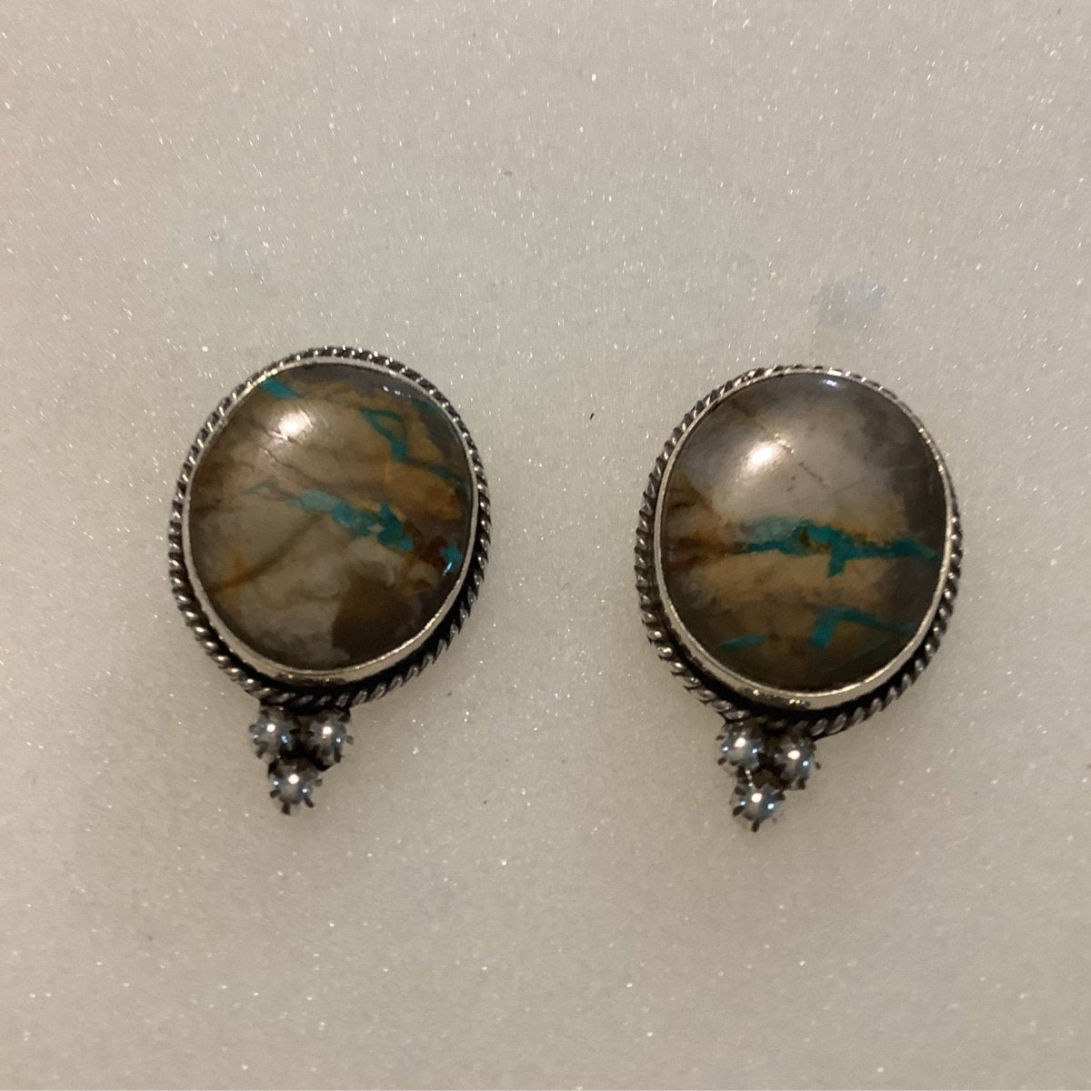 Earrings, Royston Ribbon Turquoise Cab, fat oval, rope bez, stud, DD - Turquoise Mustang