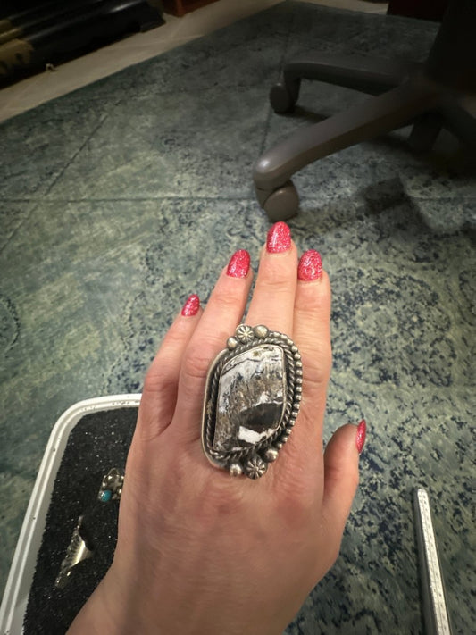 Large Vintage White Buffalo Ring by Boyd J. Ashley - Turquoise Mustang