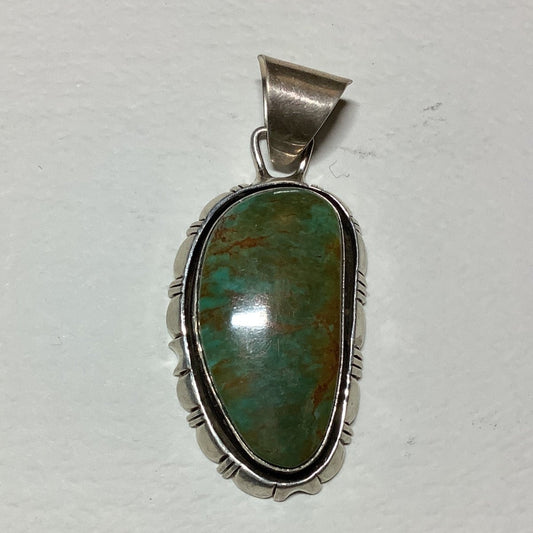 Sm. Pendant with Cut Bezel and Olive Green feathered Royston , DMD Hallmark - Turquoise Mustang