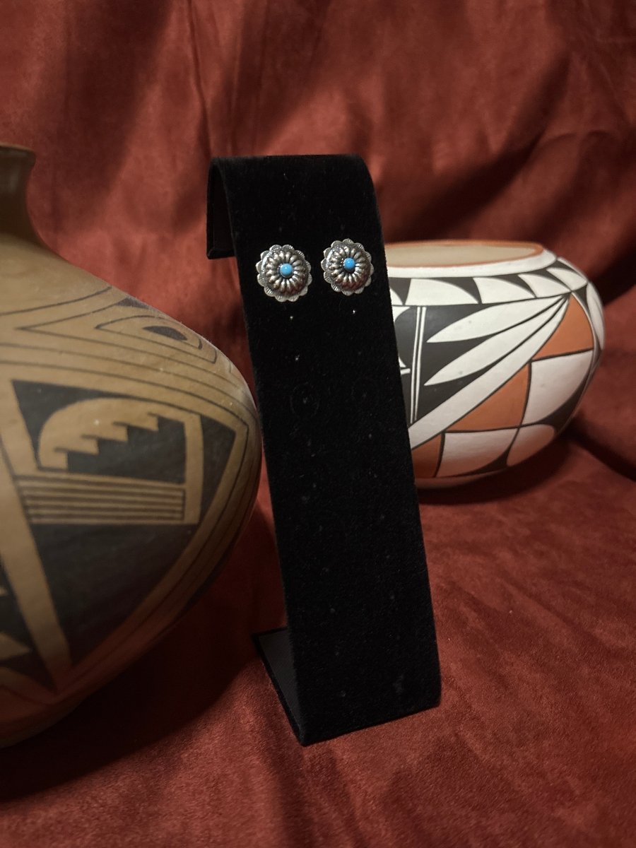 Earring, Daisy Shield Concho Studs w/ Turquoise Center - Turquoise Mustang
