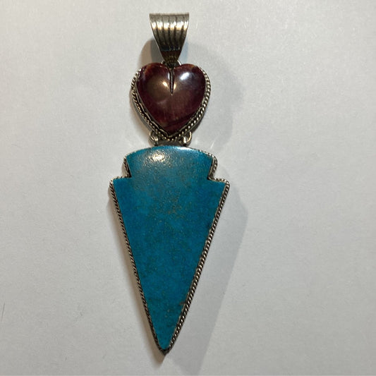 Pendant, Lg. Kingman Arrowhead w Spiny Oyster Heart stacked vertically, DD - Turquoise Mustang