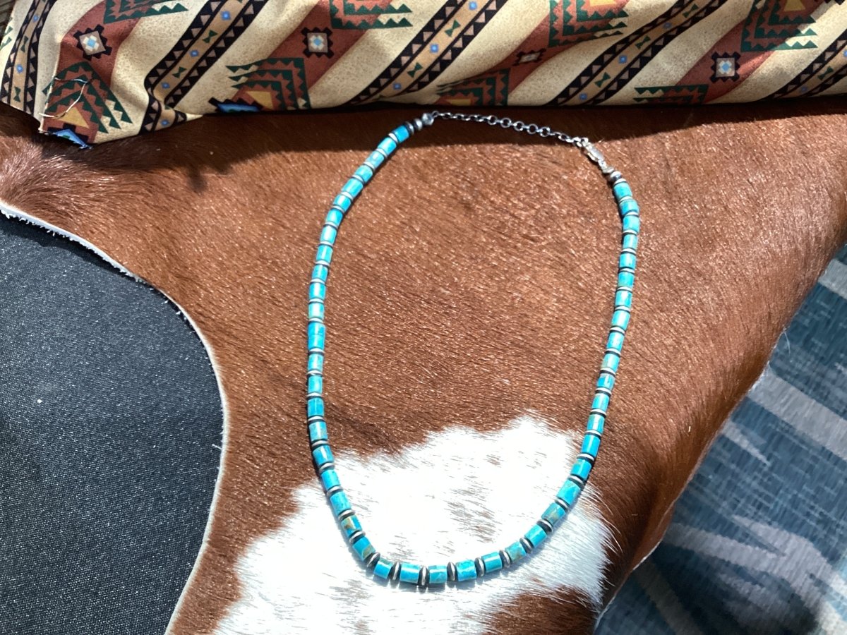 18" Kingman Turquoise Tube Necklace with Sterling Silver Saucers - Turquoise Mustang