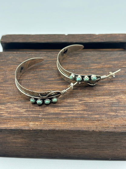 The Lady Slipper Half Hoop Feather Earring - Turquoise Mustang