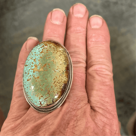 Ring, 250 ct. Royston Oval High Dome Cabochon, fine rope bezel, Zia - Turquoise Mustang