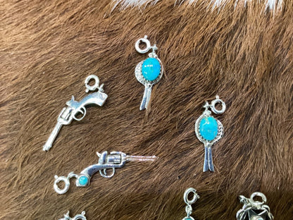 Assorted mini blossom charms with bales or clips - Turquoise Mustang