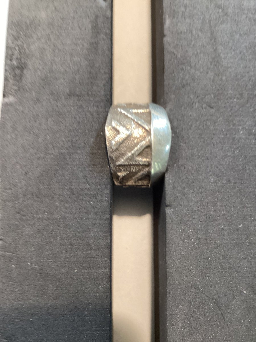 Ring, Tuffa Cast, lightning bolt pattern, Lawrence Baca - Turquoise Mustang