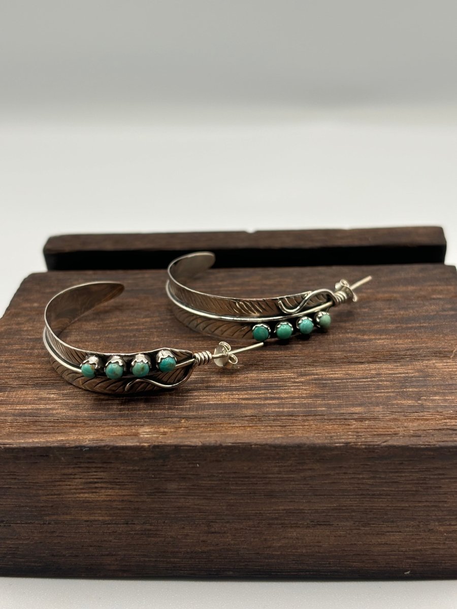 The Lady Slipper Half Hoop Feather Earring - Turquoise Mustang