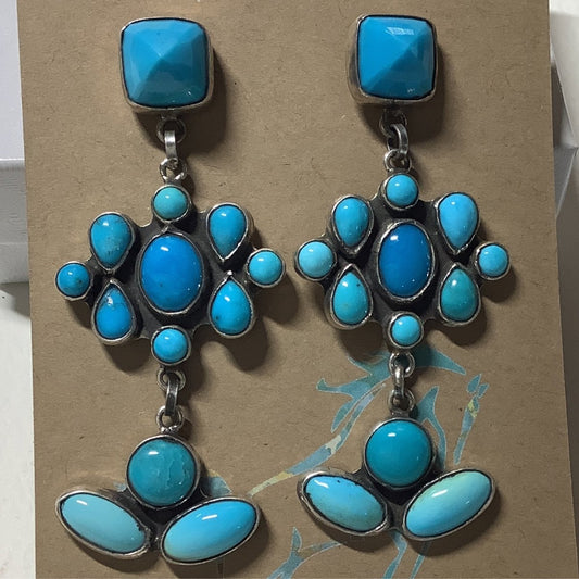 Earring, SB Turq. pyramid cab posts, 9 stone with 3 stone clusters, ?? - Turquoise Mustang