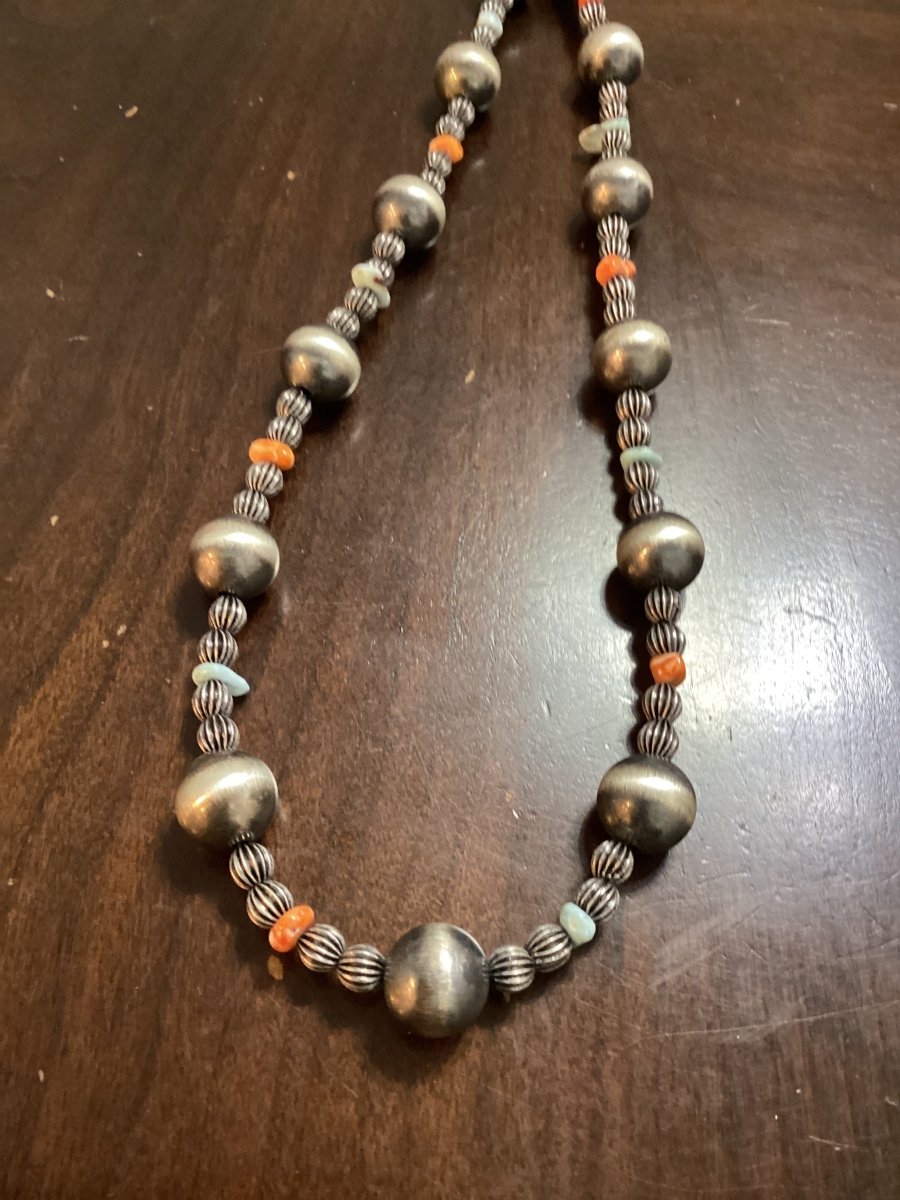 12mm Navajo Pearls with 12mm Spiny Oyster Heishi, 24", Saucer & Plain, TM - Turquoise Mustang