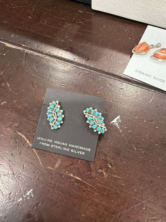 Turquoise Cluster Studs, Zuni - Turquoise Mustang