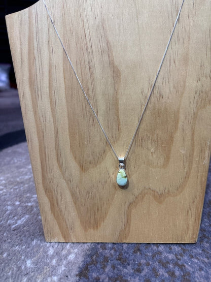 Navaho Handmade Sterling Silver Palomino Necklace - Turquoise Mustang