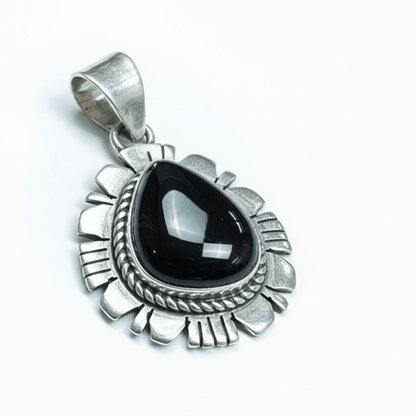 The Daphne Pendant in Black Onyx - Turquoise Mustang