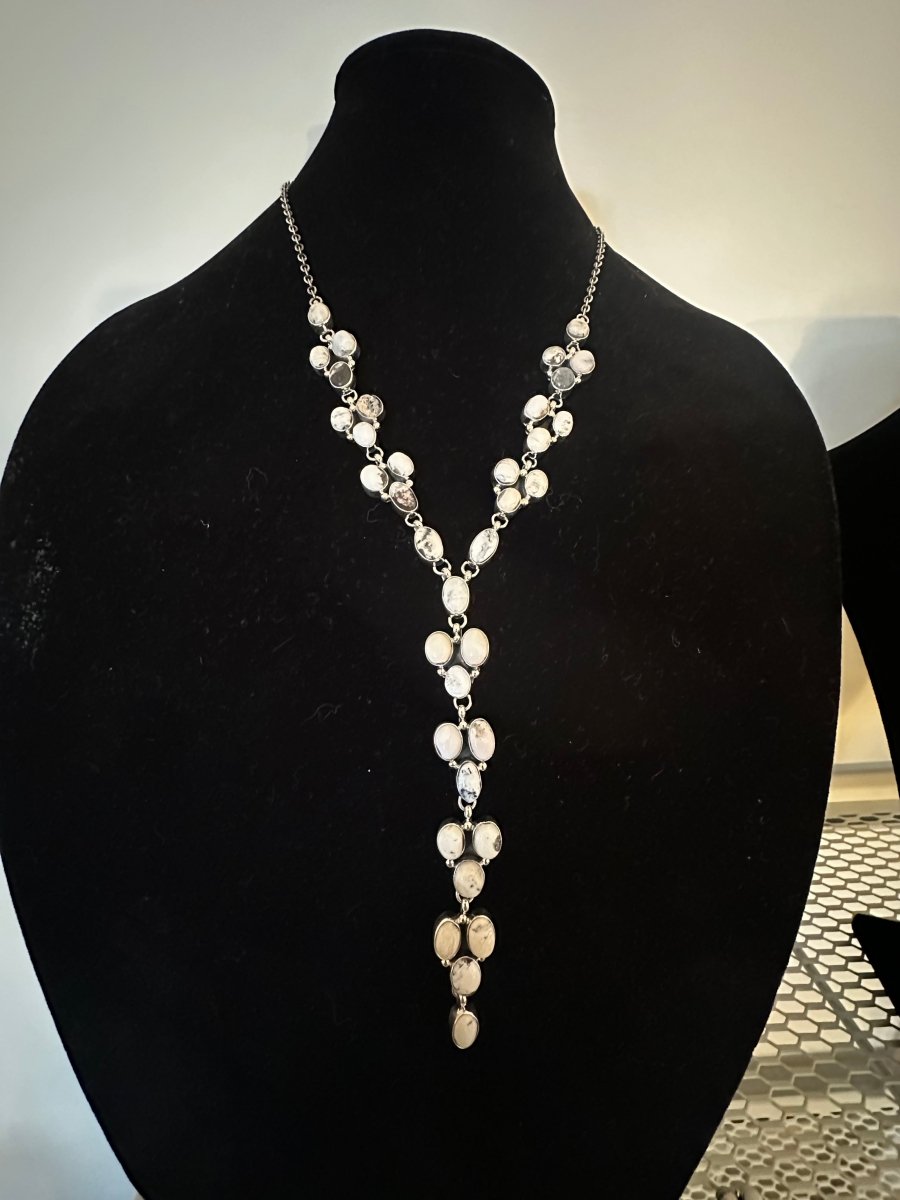 White Buffalo Lariat Necklace & Earrings Set – by Leonard Kee - Turquoise Mustang