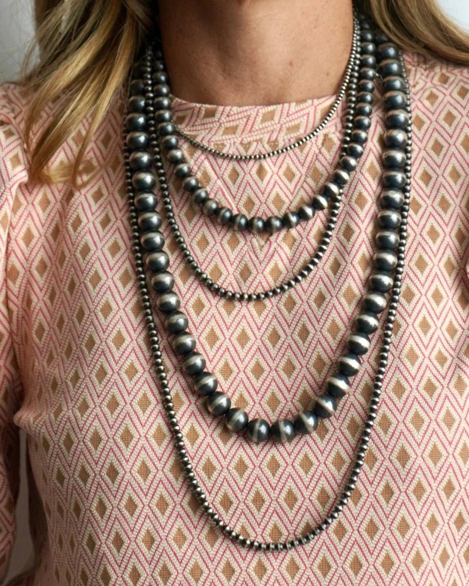 Mustang Silver Pearls - 5mm - Turquoise Mustang