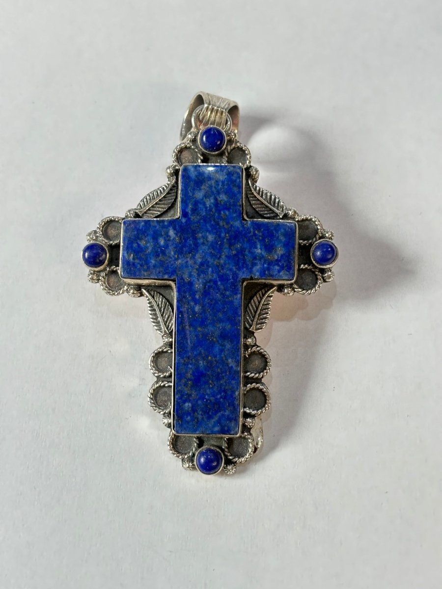 The Primrose Cross Pendant - Turquoise Mustang