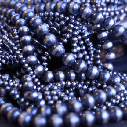 4mm Mustang Silver Pearls - Turquoise Mustang