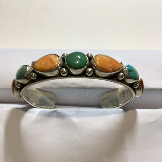 Bracelet, 7 stone Oval w Round Turquoise w Orange Spiny Oyster Cuff, DD (1) (1) - Turquoise Mustang