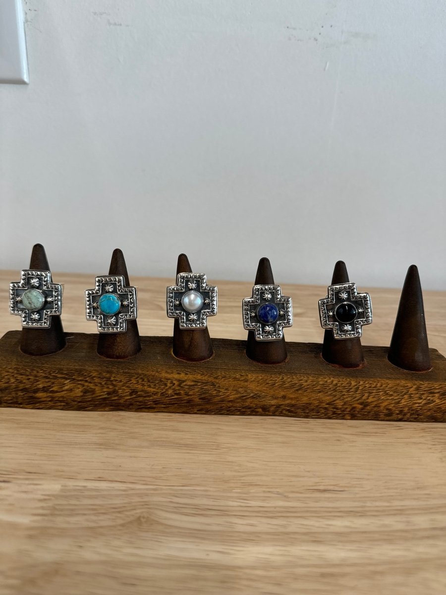 The Waterlily Cross Ring - Turquoise Mustang