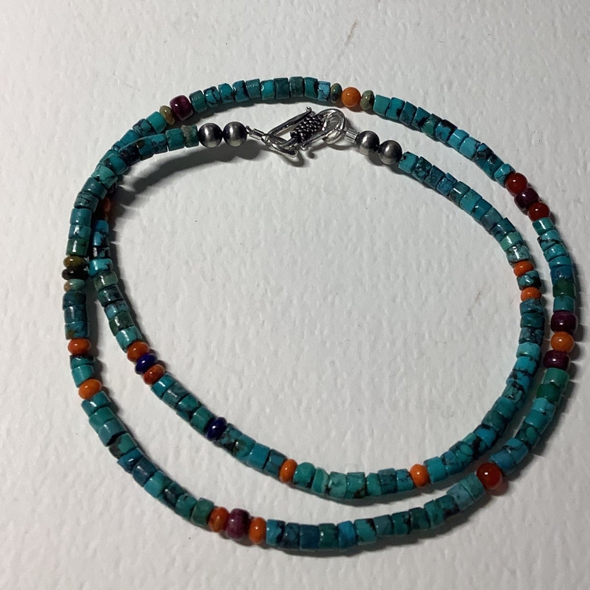 Necklace, 22" 3 - 4mm Spiderweb Heishi w/ Multistone, NP, Turquoise Mustang - Turquoise Mustang