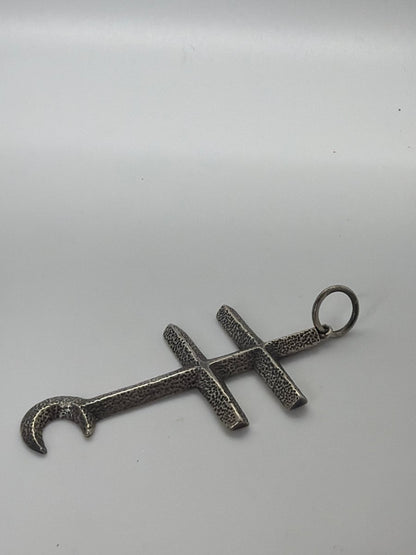 Tufa Cast Fur Trader Style Cross Pendant in Sterling Silver, Dan Dodson - Turquoise Mustang
