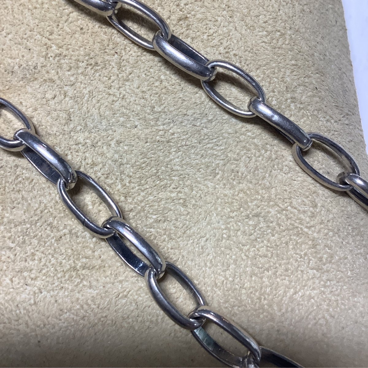 Handmade Oval Link Chain 20" - Turquoise Mustang