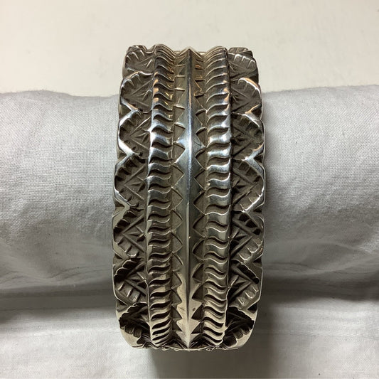 Bracelet, Super Heavy Stamp work, 5 rows, Elvira Bill - Turquoise Mustang