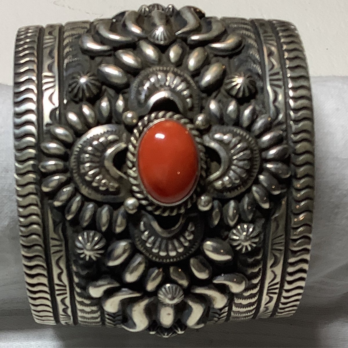 Bracelet, 11 Row Stampwork, Repoussee, Oval Coral, Daryll Becenti - Turquoise Mustang