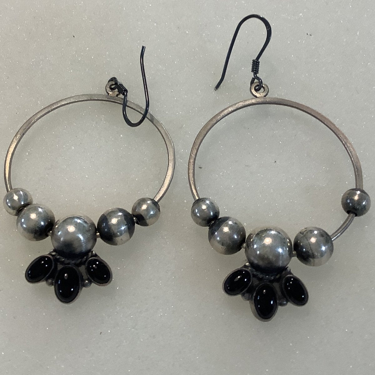 Navajo Pearl Hoops with Onyx Accents - Turquoise Mustang