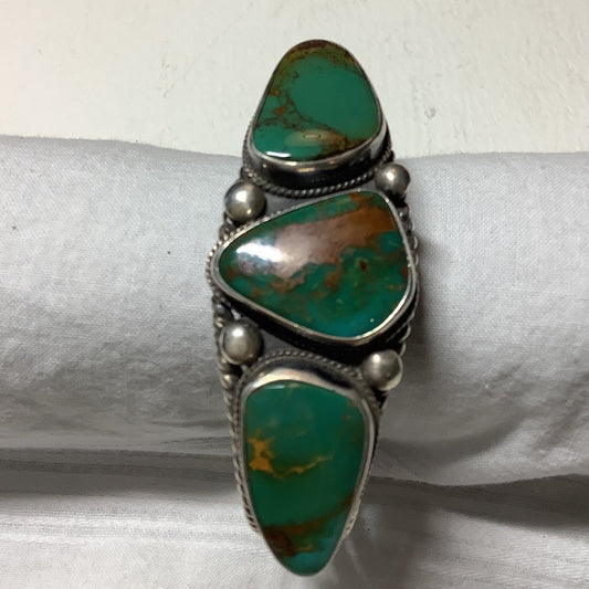 Bracelet, 3 - stone freeform Royston, rope bezel , Verdy Jake - Turquoise Mustang