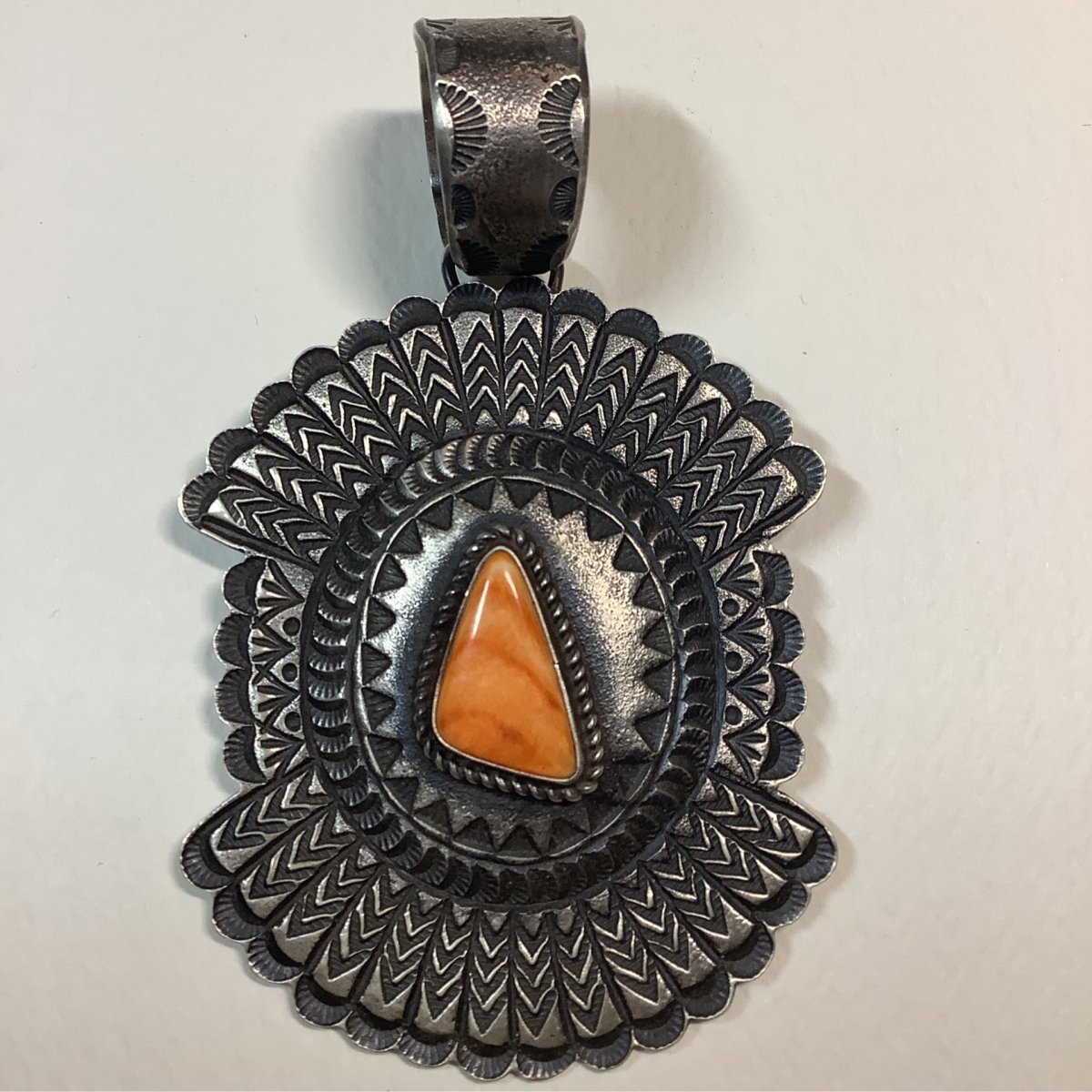 Pendant, Concho with Trianglular Orange Spiny, SC hallmark - Turquoise Mustang