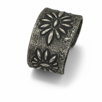 Tufa Cast Repoussé Blossom Cluster Cuff Bracelet, Stewart Billie (Navajo) - Turquoise Mustang
